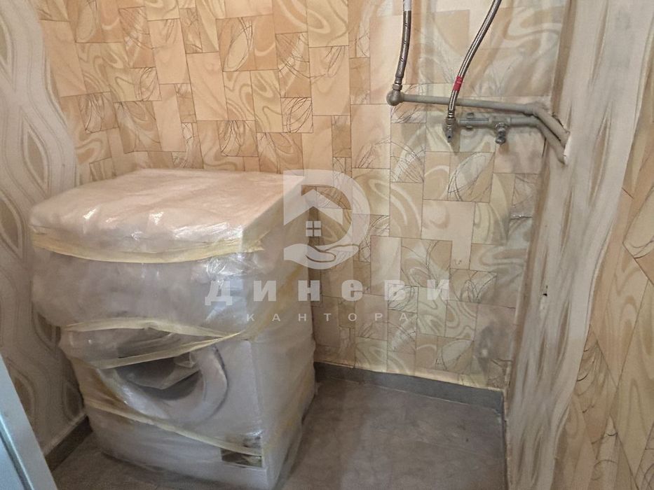 Продава се Двустаен апартамент в Стара Загора, Център - 52 кв.м за 1250 €/кв.м - Снимка #10