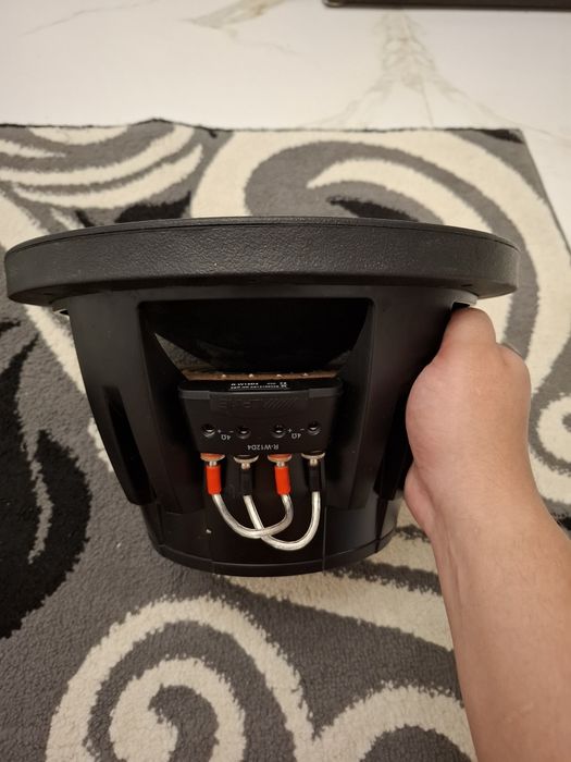 Сабвуфер почти новый!!!