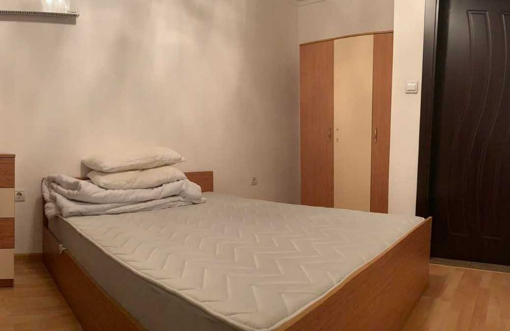 Дава се под наем Тристаен апартамент в Пловдив, Център - 76 кв.м за 224.4 € - Снимка #1