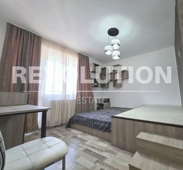 Дава се под наем Тристаен апартамент в Варна, Кайсиева градина - 70 кв.м за 648.21 € - Снимка #3