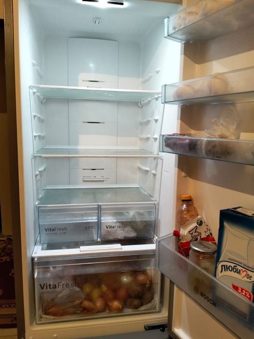 Холодильник сатылады Bosch