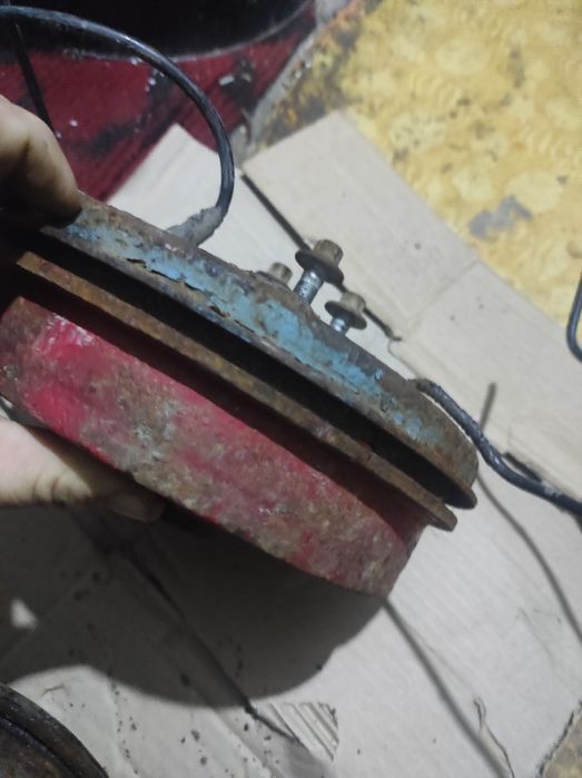 Butuci cu frâna în 4 prezoane