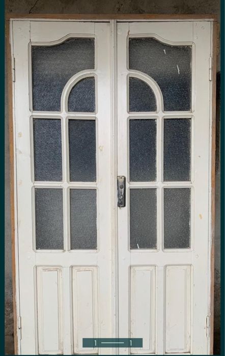 Деревянные двери