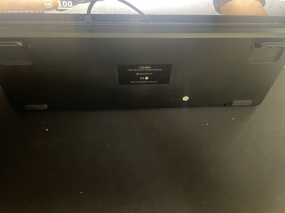 Продавам гейминг механична  клавиатура