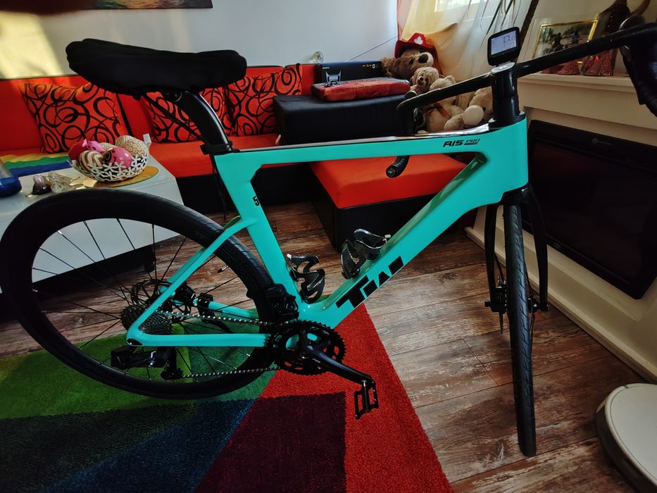 Cursiera carbon bicicleta sosea carbon schimbator electronic 24viteze