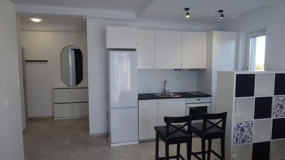 Inchiriez apartament cu o camera