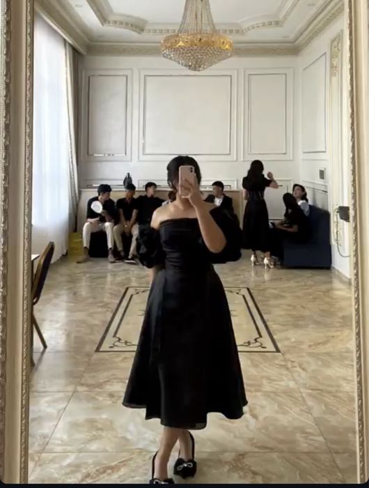 Вечернее черные платье