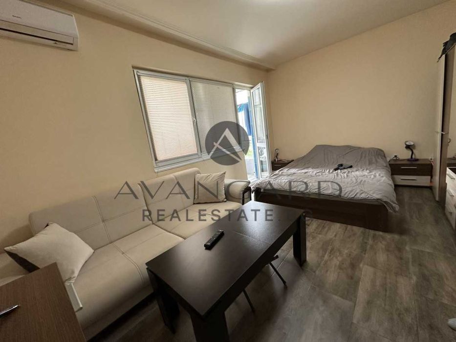 Продава се Едностаен апартамент в Пловдив, Тракия - 34 кв.м за 2324 €/кв.м - Снимка #1