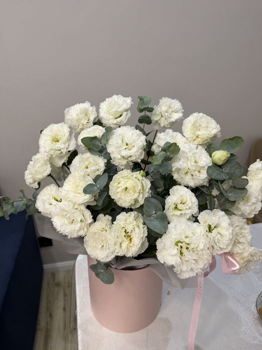 цветы Лизиантусы