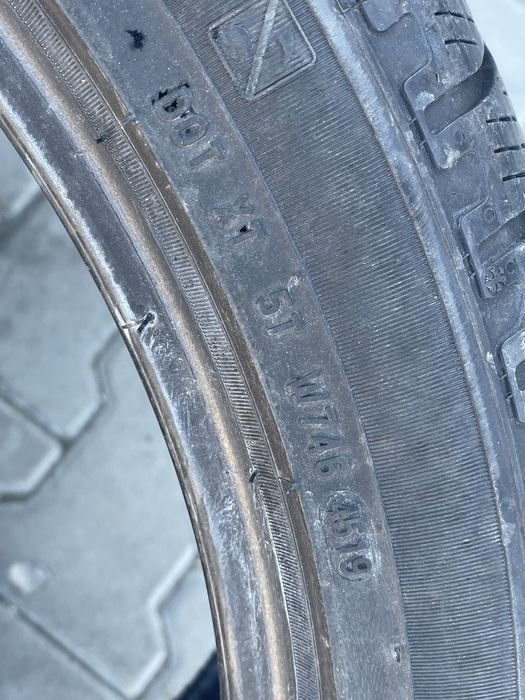 2x 305 35 21 Pirelli Scorpion Winter