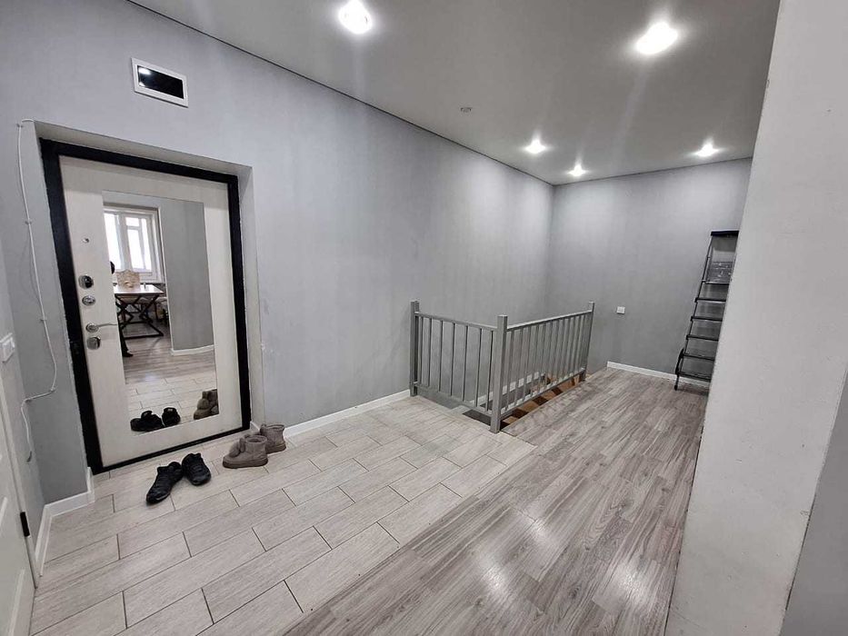 Продается 3 ком квартира район 4 мкрн