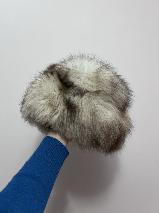 Căciulă de blană de vulpe