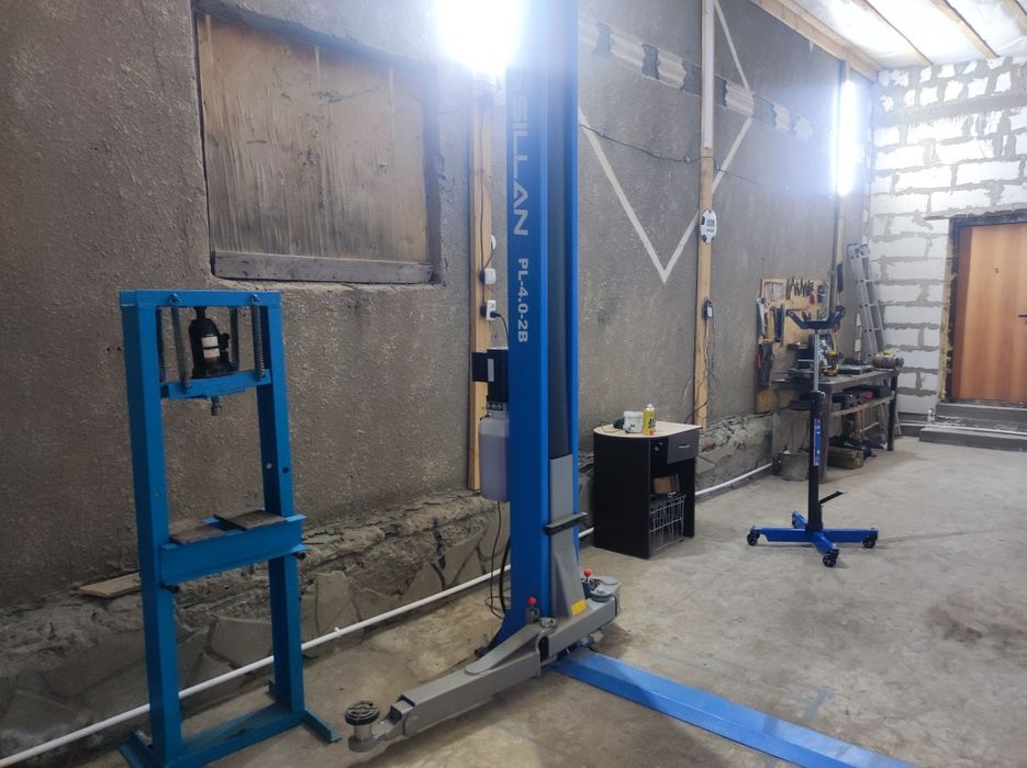 Автосервис ,ремонт автомашин.