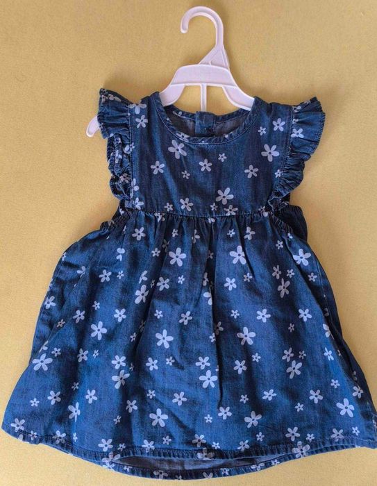 Чисто нови бебешки дрехи за момиче, размер от 3 месеца до 18 месеца