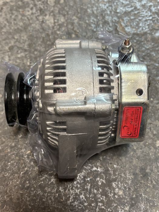 Генератор ланд крузер 80/100 4.2