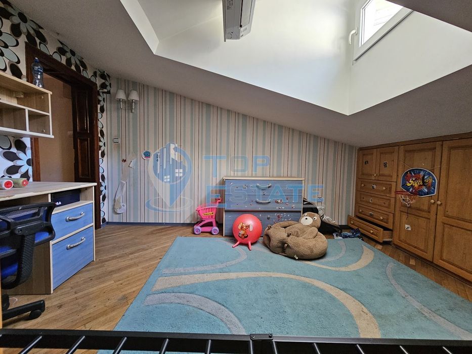 Продава се Мезонет в Велико Търново, Център - 180 кв.м за 1056 €/кв.м - Снимка #11