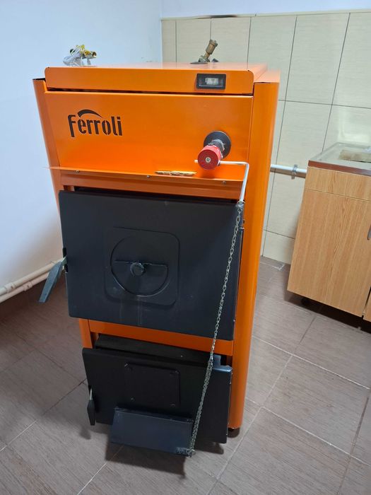 Vand cazan ferroli 35 kw+vas de expansiune+pompa de reciculare+cos inox