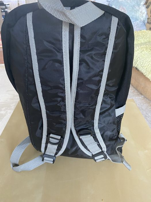 Два рюкзака новые.