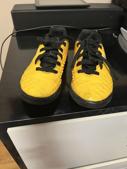 Детски футболни стоношки