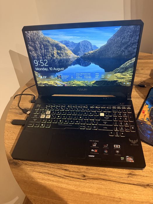Vand laptop asus tuf gaming ryzen 5