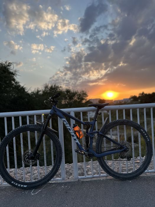 giant stance 2 (2021)