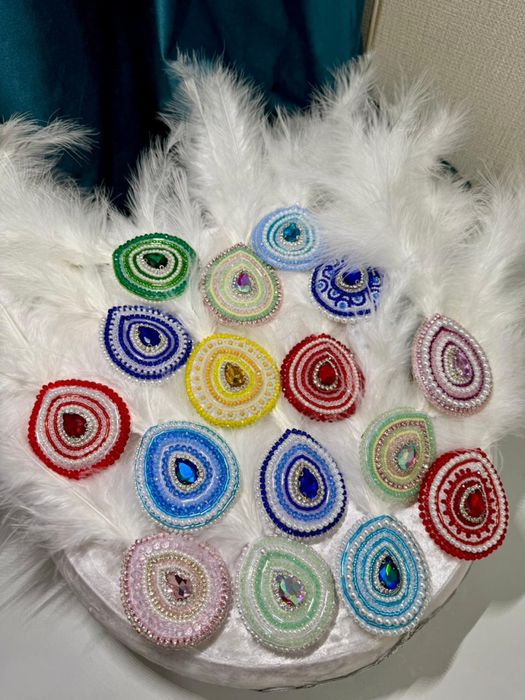 Үкі / Уки заколки / Бутоньерки