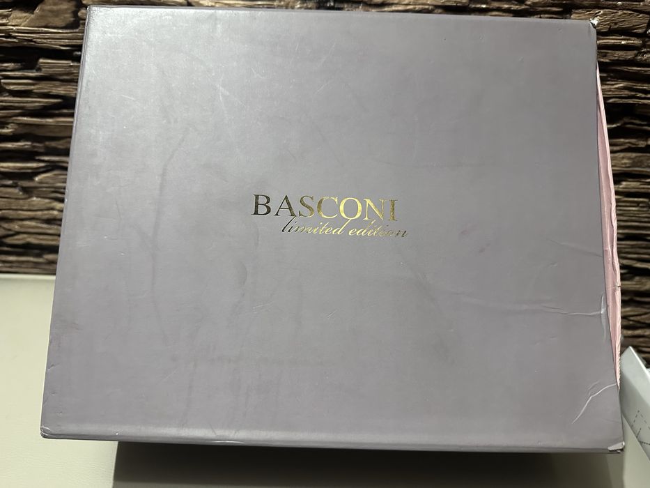 Босоножки Basconi