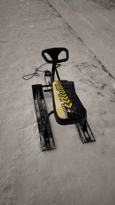 Детские санки продам .