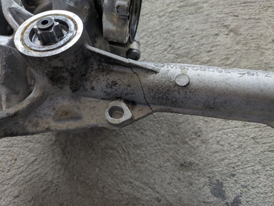 Casetă direcție Mercedes Benz C Class W206, A2064609802