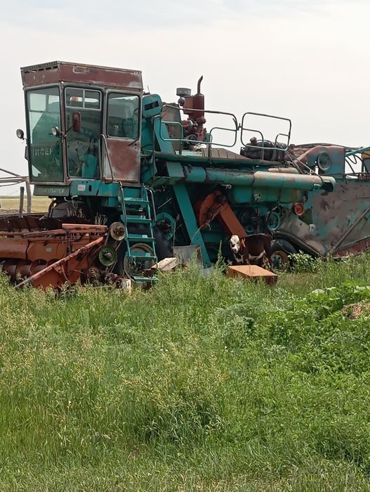 Продам комбайн Енисей