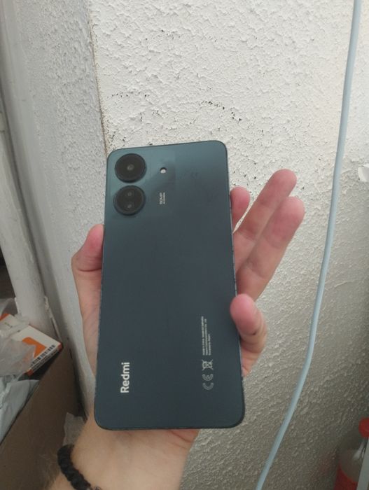 Redmi 13c 256gb.