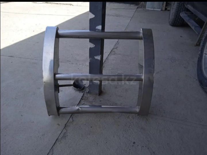 Кенгурятник продам