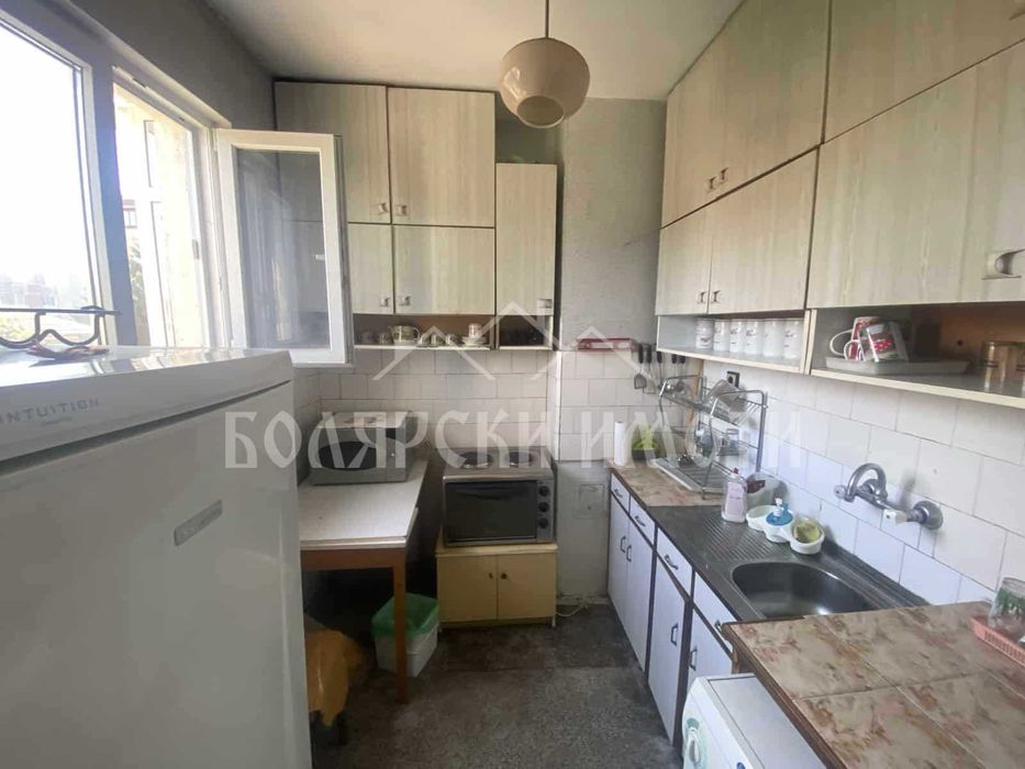 Продава се Двустаен апартамент в Велико Търново, Център - 60 кв.м за 1550 €/кв.м - Снимка #3