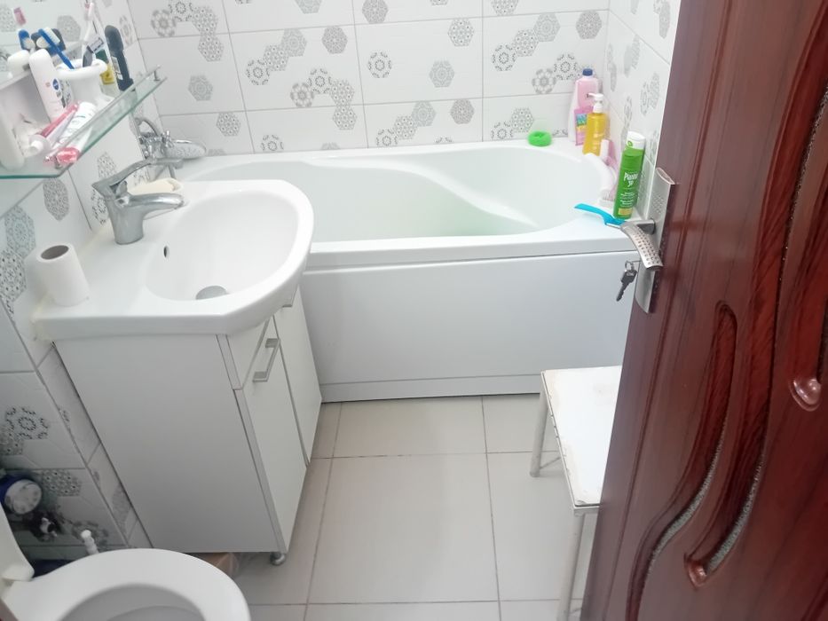 Ap 2 cam Darmanesti zona foarte buna etaj 1 renovat total 1