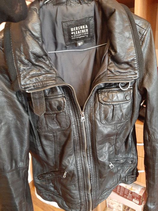 Кожено яке Bershka