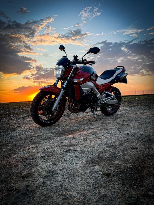Suzuki GSR 600 U