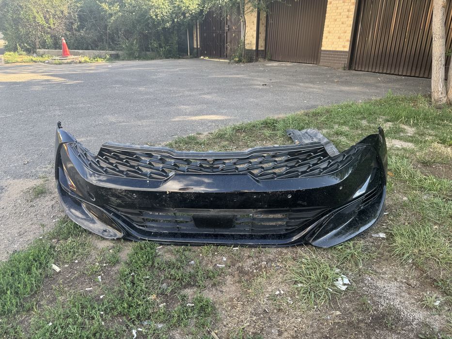 Продам бампер в сборе Kia K5
