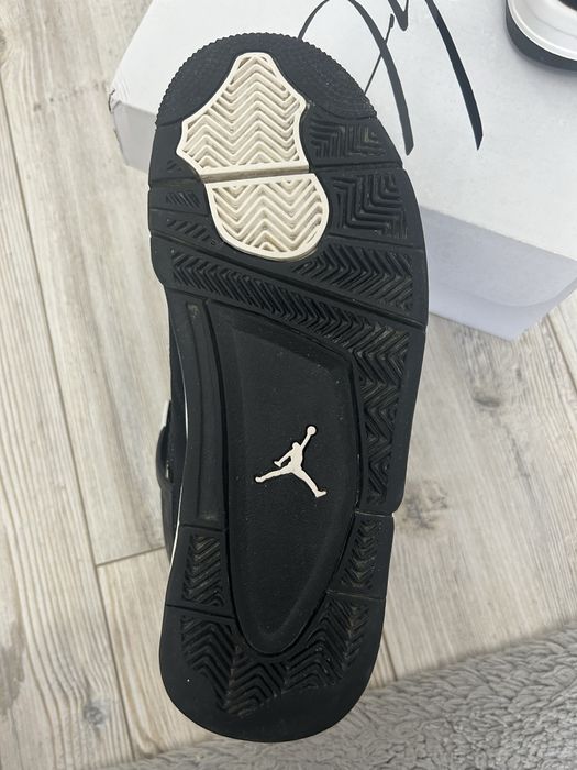 Jordan 4 Retro White Thunder