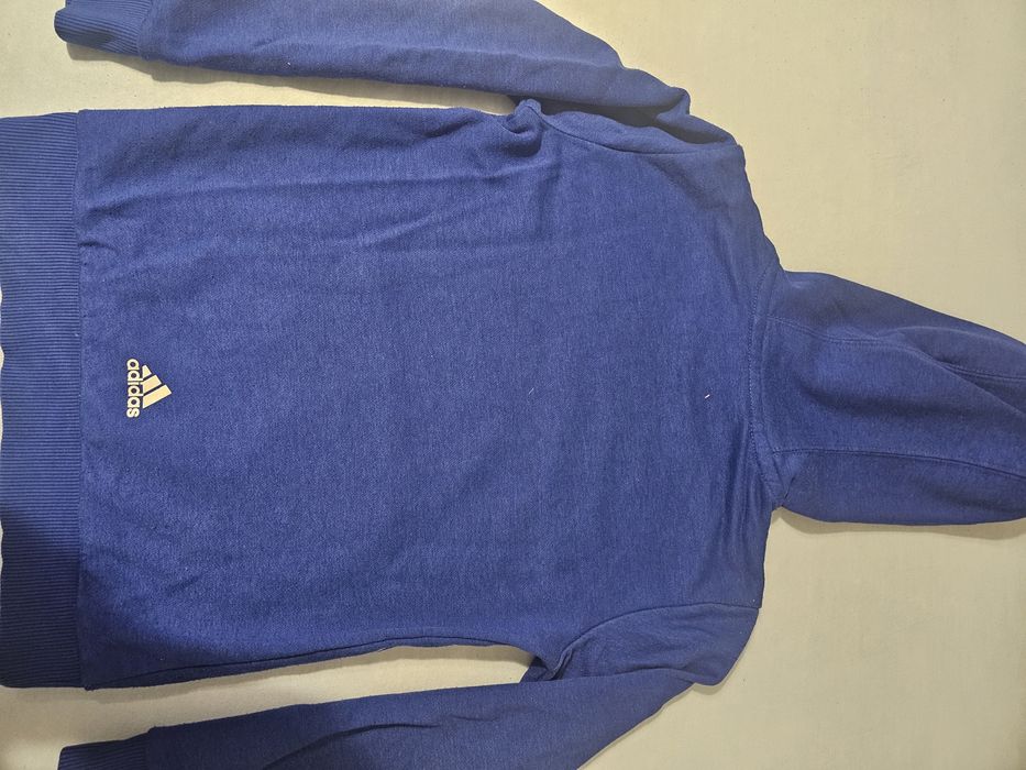 Vând hanorac baieti 7-8 ani