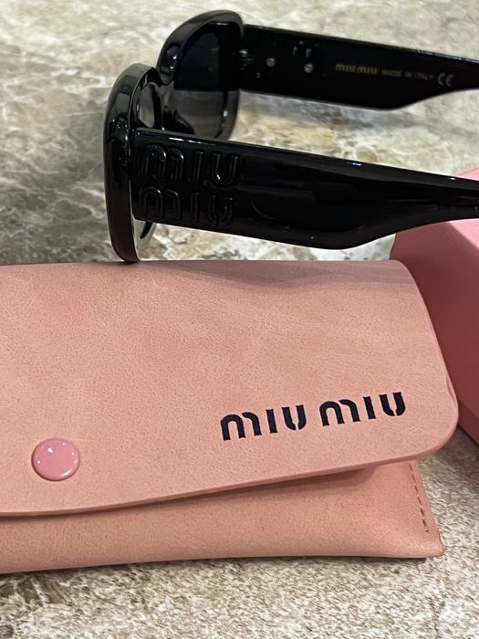 Miu Miu слънчеви очила