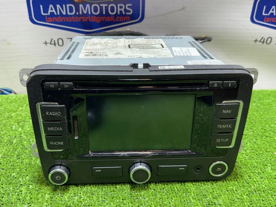 PANOU / SISTEM RADIO CD / AUDIO / NAVI / COMUNICATII VOLSKWAGEN PASSAT BlueMotion 2.0 DIESEL 2014 COD OEM 3C8035279S / BERLINA 2010-2014