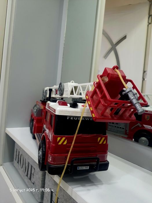 Огромна пожарна над 60 см. дължина