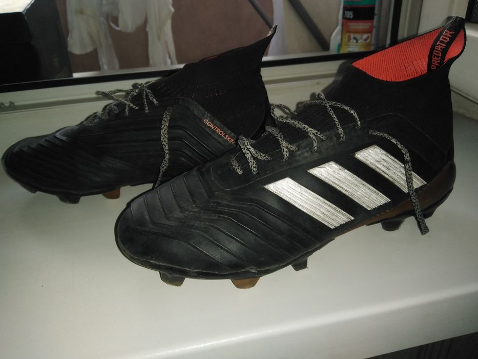 Продам бутсы PREDATOR