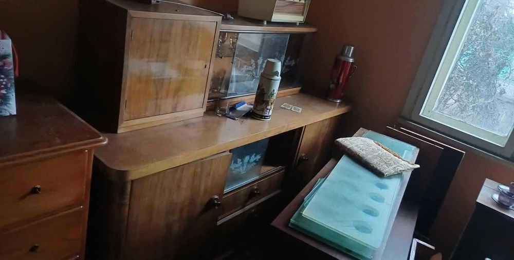 Запазен бюфет от соца