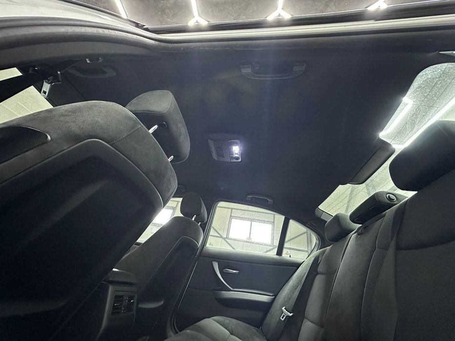 Dezmembrez BMW Seria 3 E90 LCI