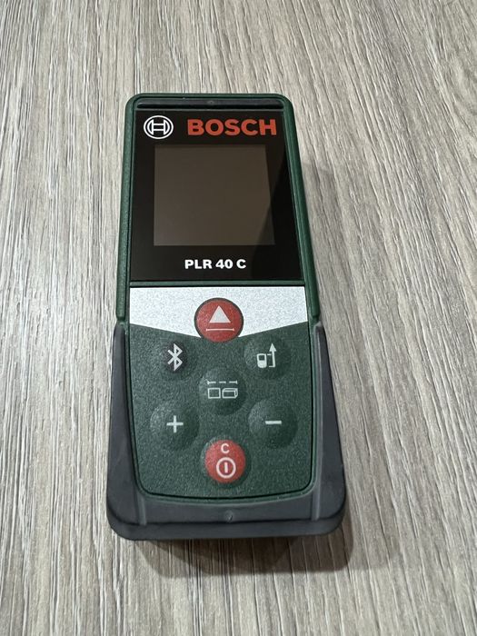 Telemetru cu laser Bosch PLR 40 C.