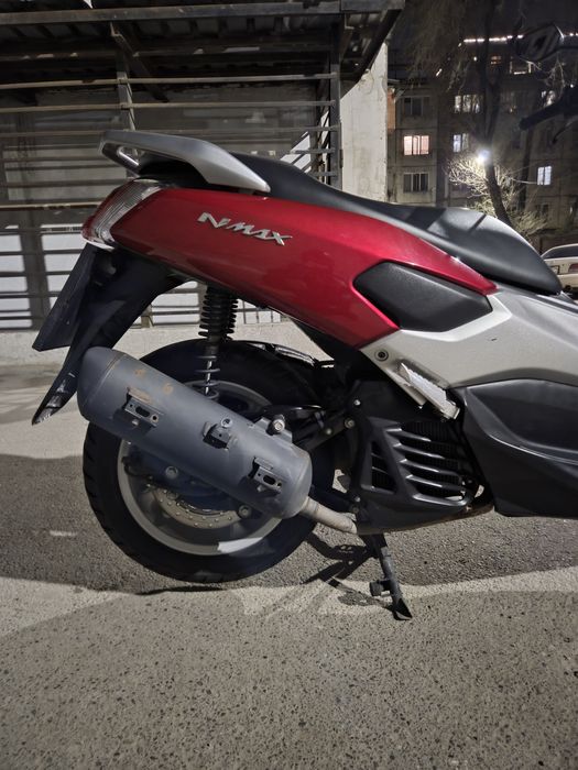 Yamaha nmax 155 скутер
