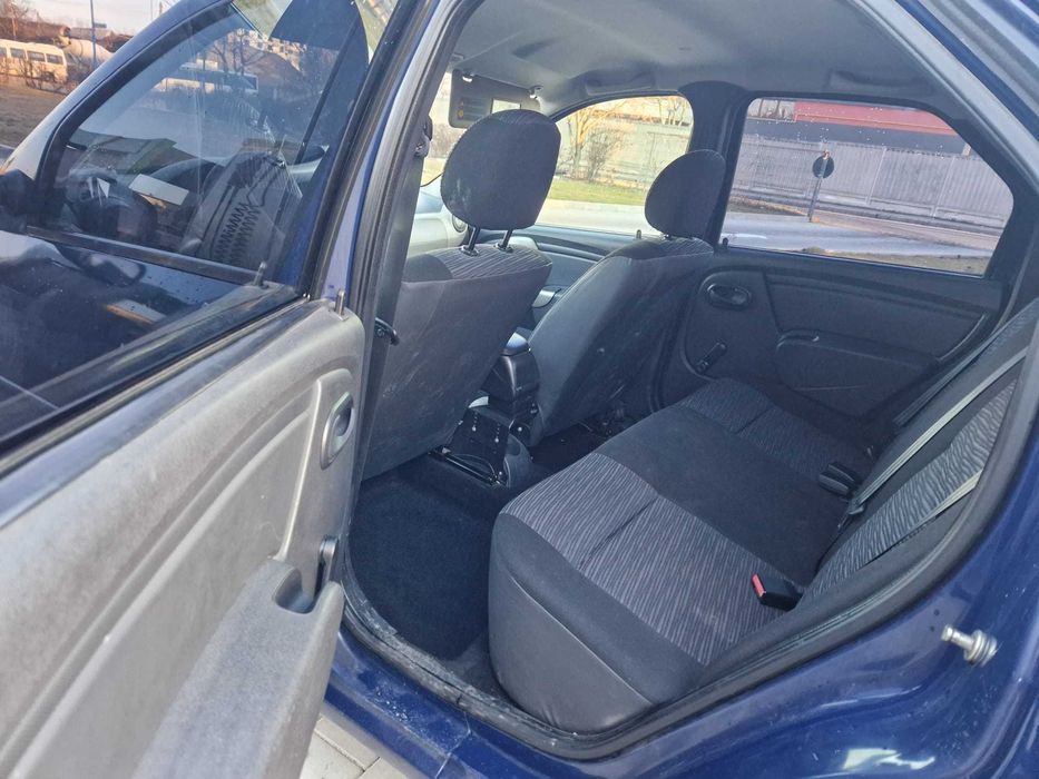 Dacia Logan 2009 Benzina