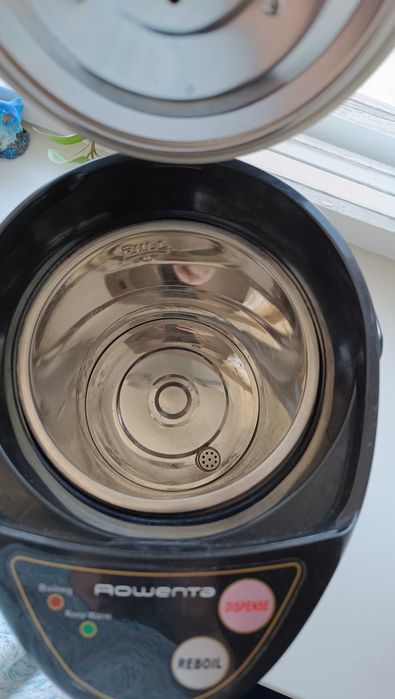 Термопот 4,8 л в отличном состоянии