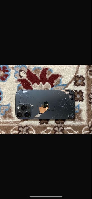 Срочно продам Айфон хр 13 про